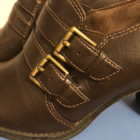Naturalizer brown booties - Picture 9 of 9